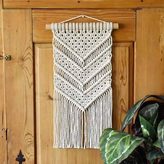 Arrow Macramé