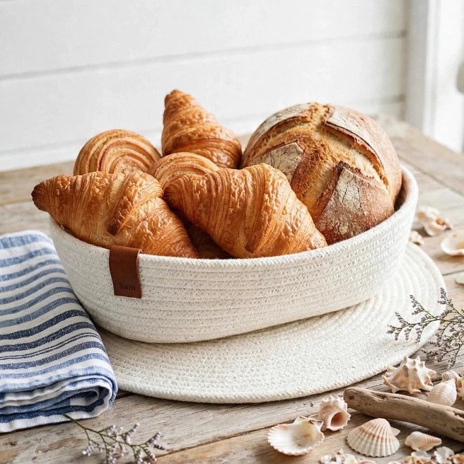 A white cotton breadbasket